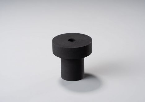 「ツバつき 中抜き」 天然ゴム(黒/NR) 50mm × φ50mm × φ10mm 1コ